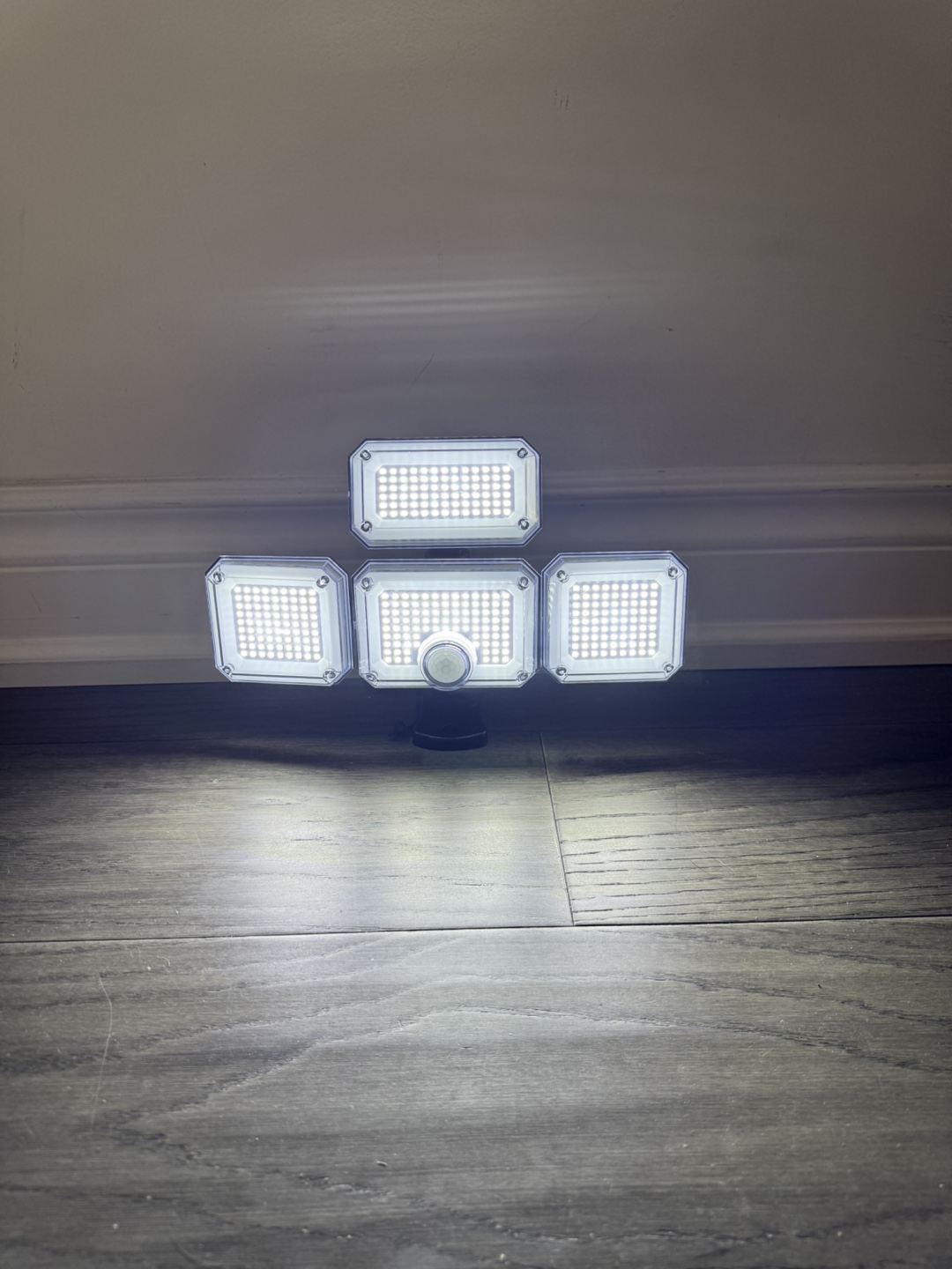 New* solar sensor LED lights - photo 2