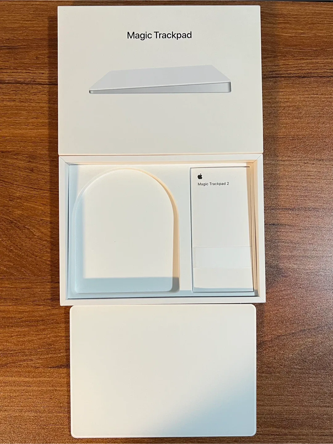 Apple Magic Trackpad 2 - Like New! image indicator(3)