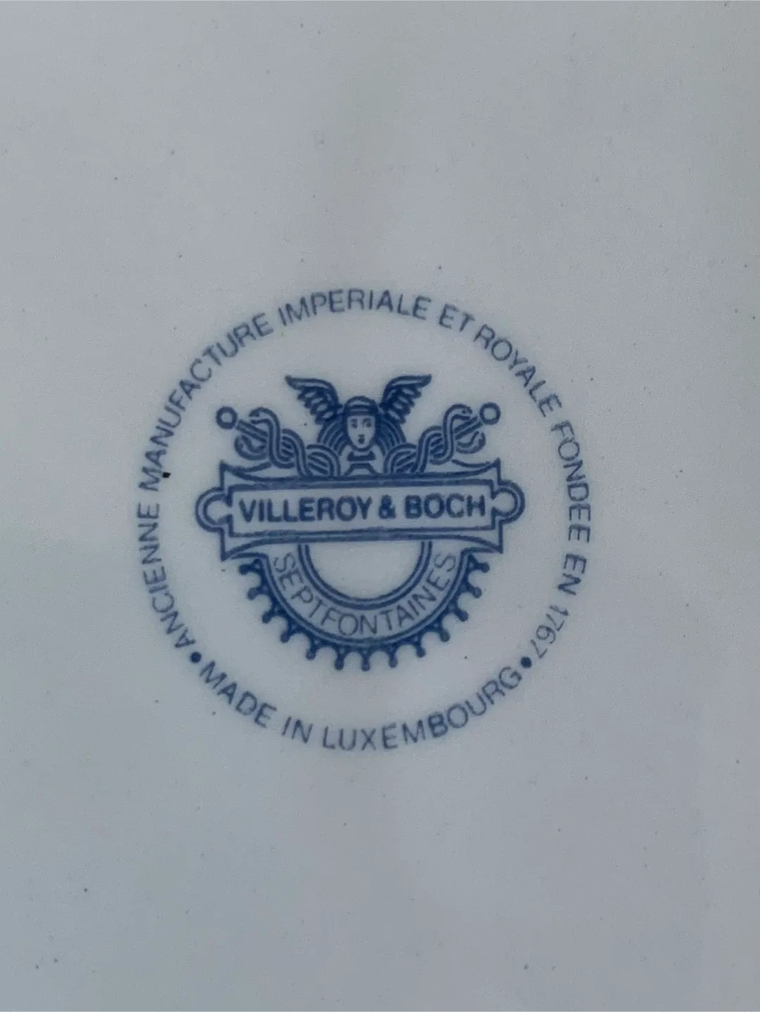Villeroy & Boch Folklore Plates (Set of 3) image indicator(6)