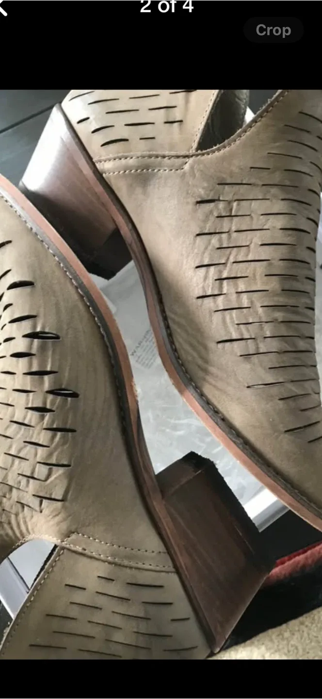 Steve Madden Arowe Grey Nubuck Booties - Size 11 image indicator(2)