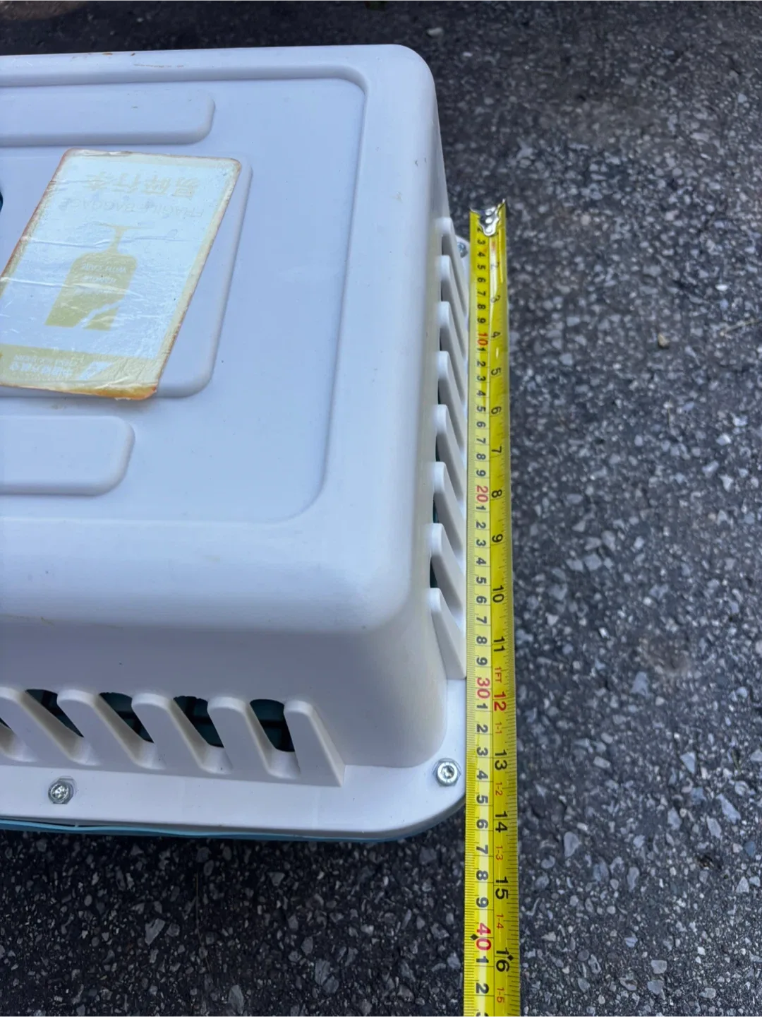 Pet Carrier/ dog crate/ clean inside and out image indicator(7)