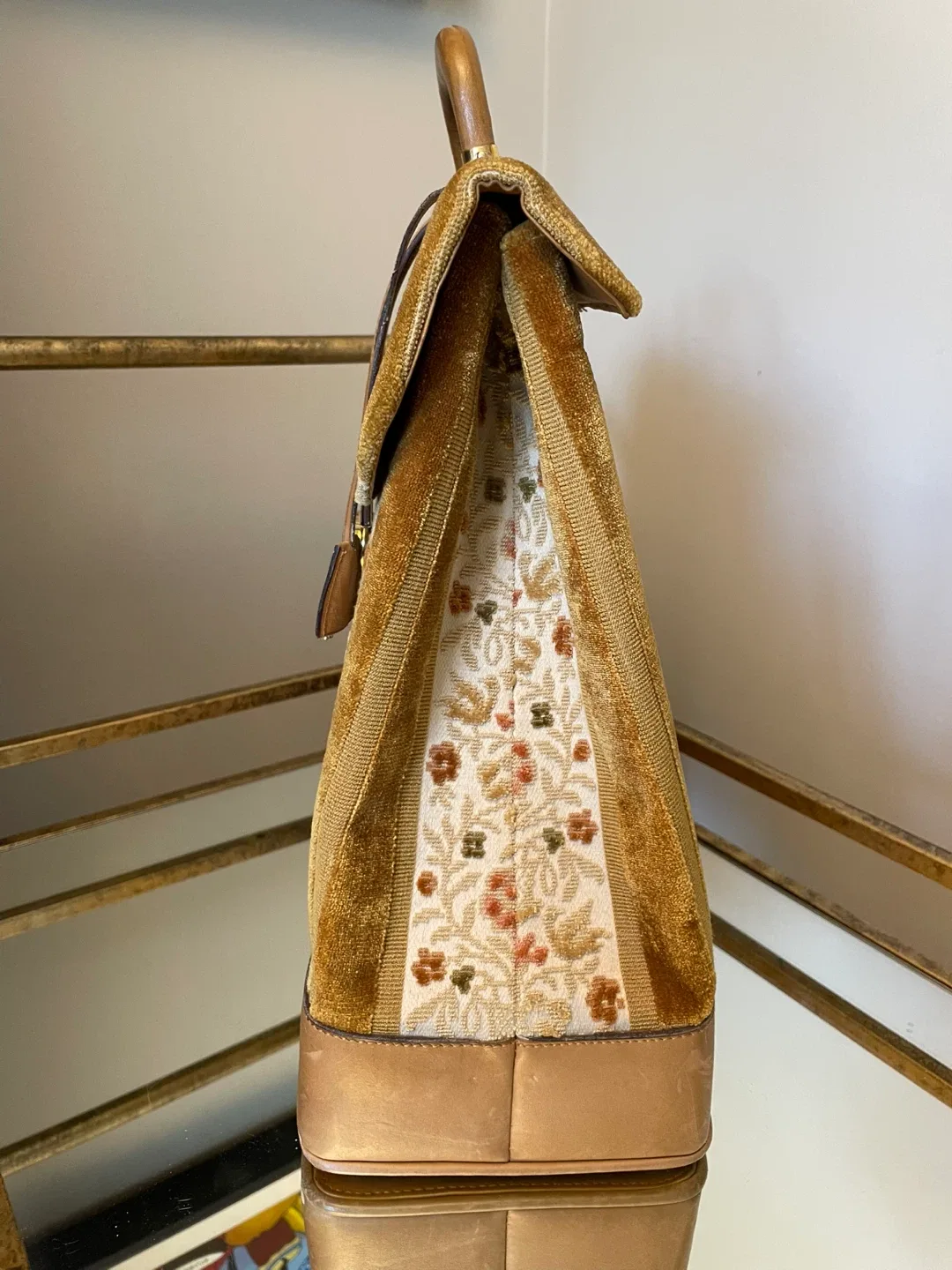 Vintage Floral Tapestry Luxury Handbag image indicator(3)