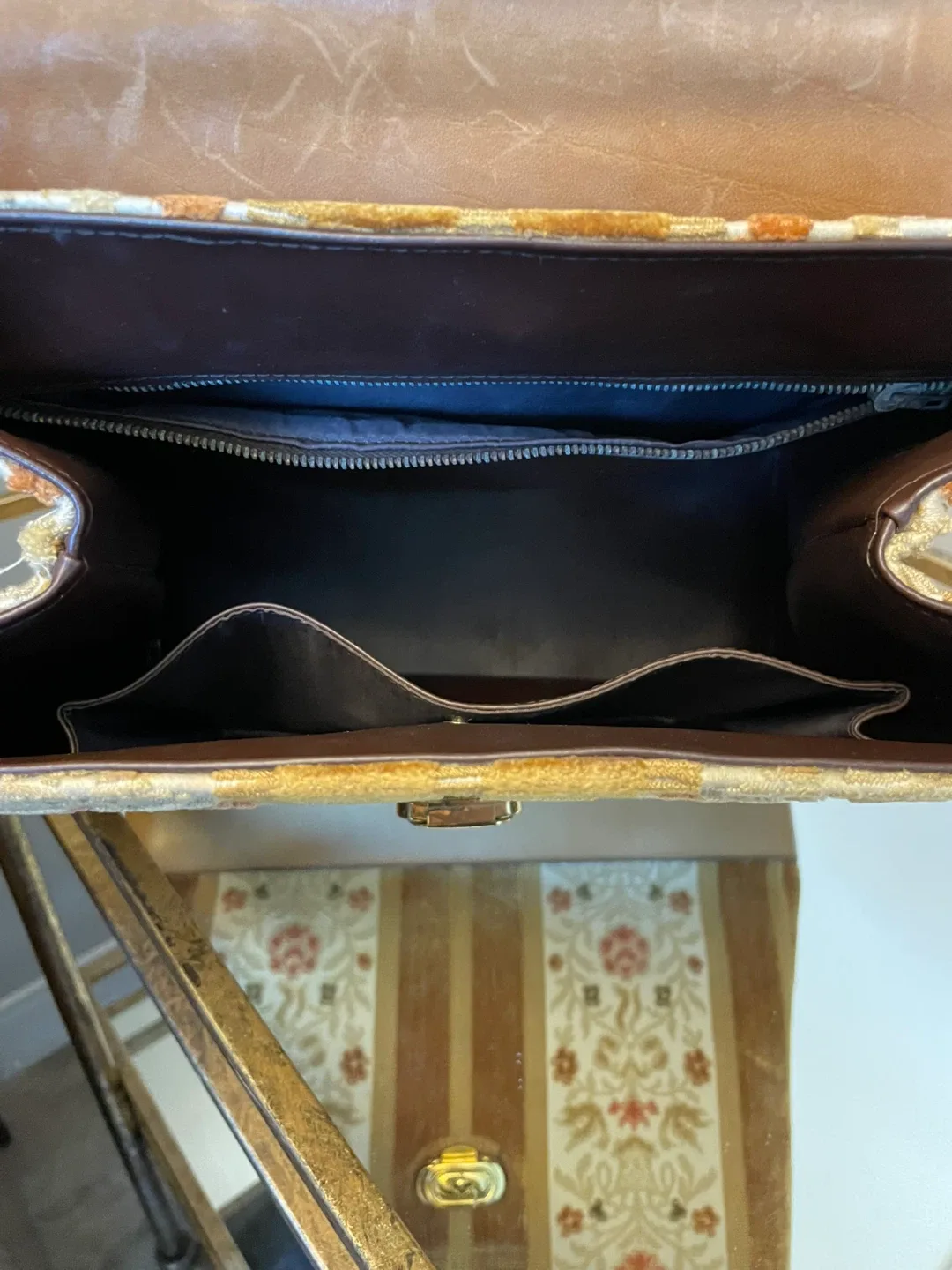 Vintage Floral Tapestry Luxury Handbag image indicator(8)