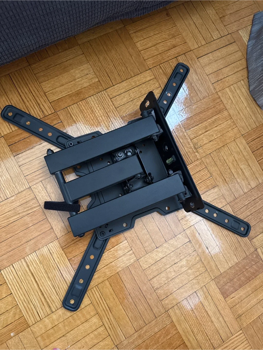 Adjustable TV Wall Mount image indicator(2)