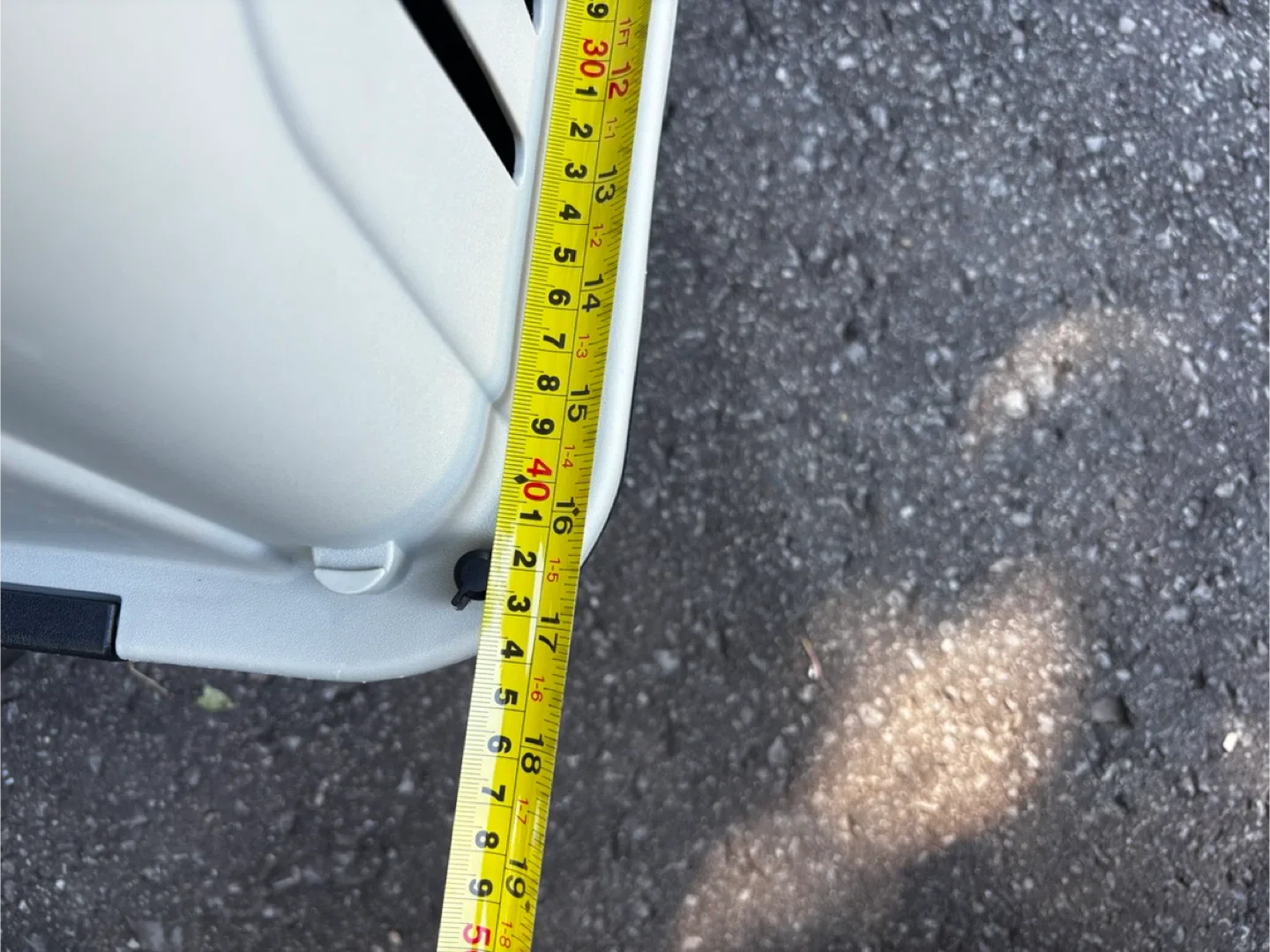 Pet Carrier - 24 inches/ super clean inside and out image indicator(7)