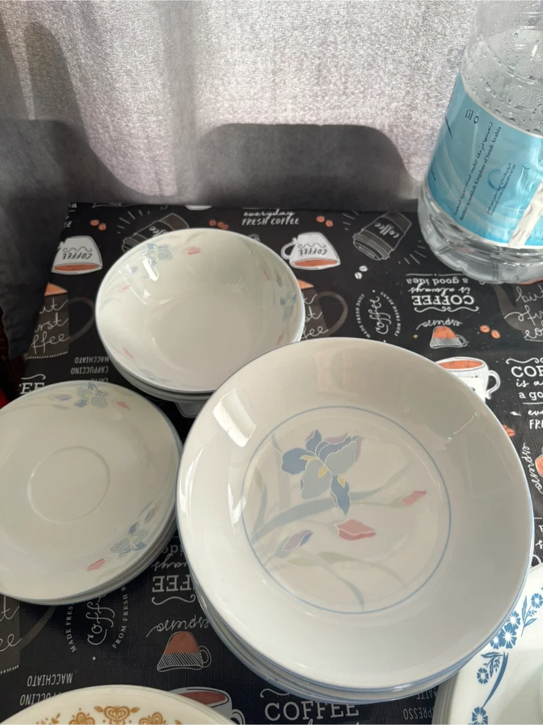 Corelle Dishes Set with Blue Floral Pattern image indicator(2)