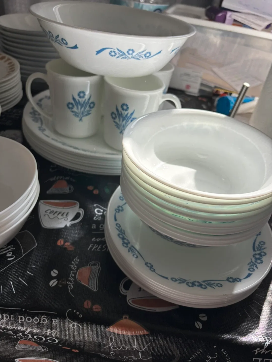 Corelle Dishes Set with Blue Floral Pattern image indicator(8)