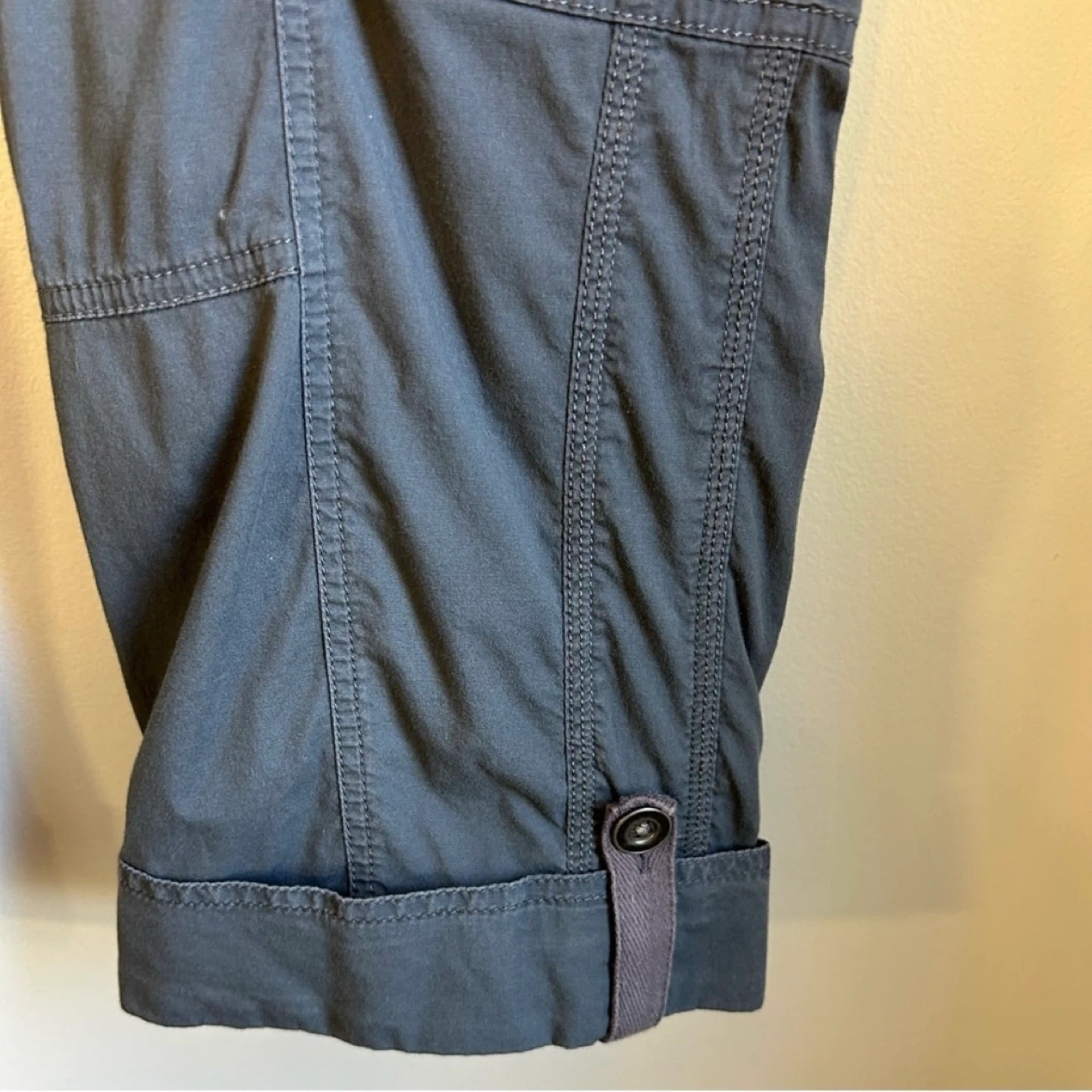 Apt 9 Utility Style Cuffed Cargo Capris Womens Size 8 - photo 3