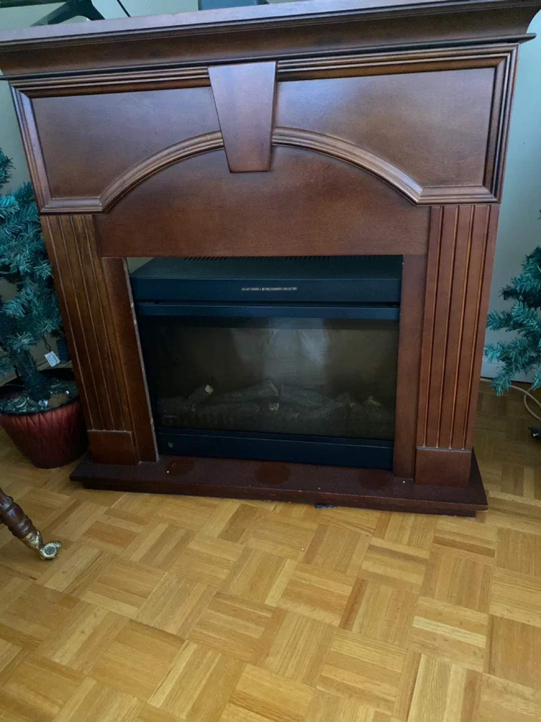Electric Fireplace with Wooden Mantel thumbnail