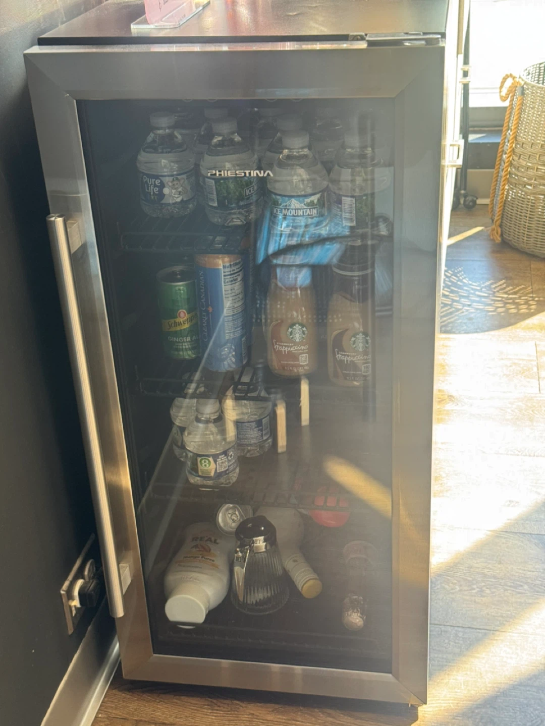 Phiestina Beverage Refrigerator - photo 3