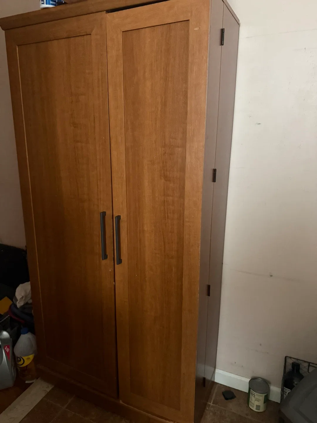 Garage sale /Furniture Sale Monday October 27th, 2025 image indicator(2)