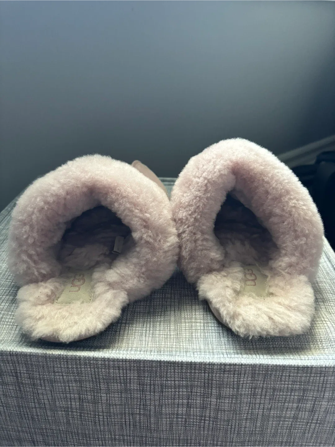 UGG Pink Scuffette II Slippers image indicator(3)