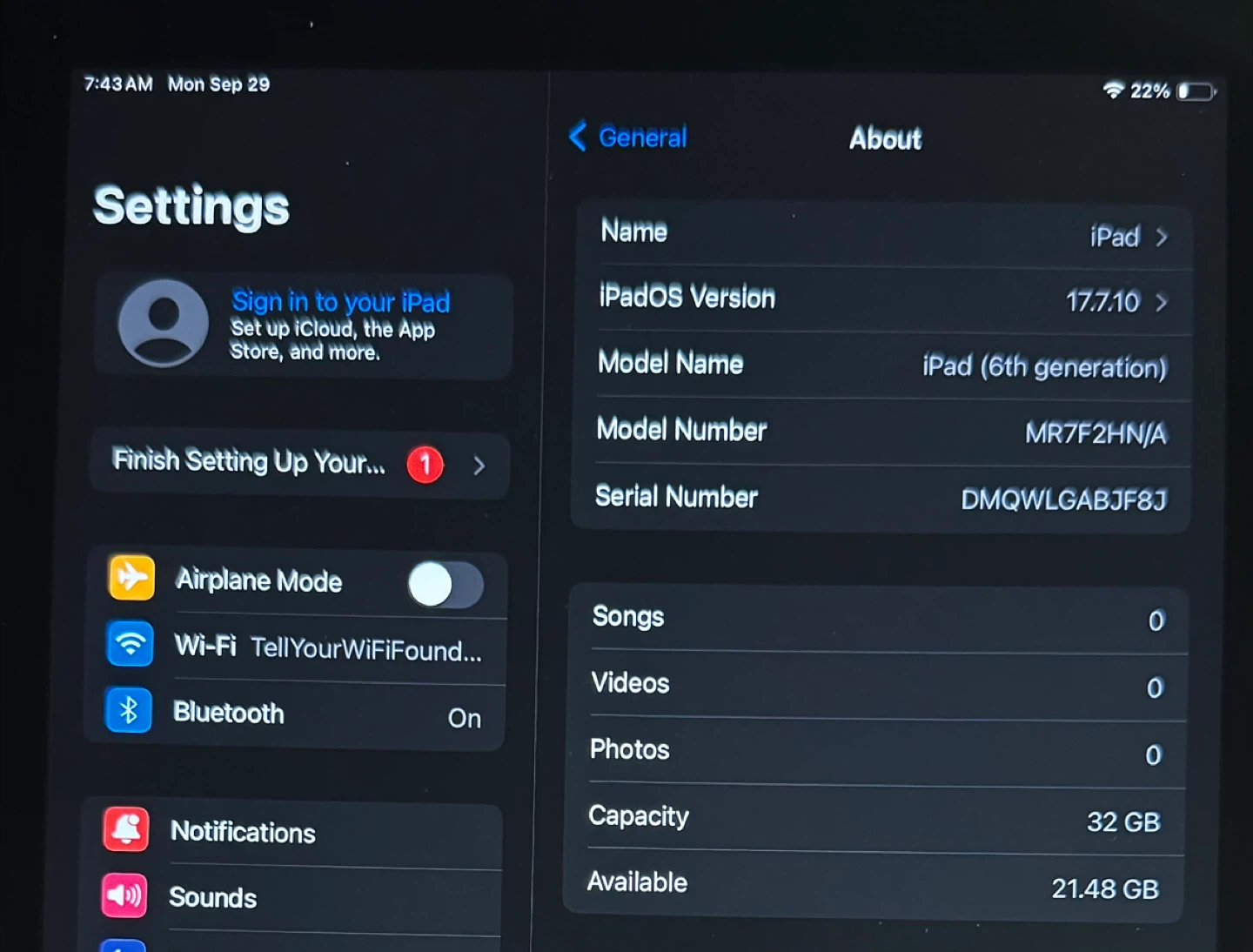 Apple iPad 6th Generation 32GB - photo 3