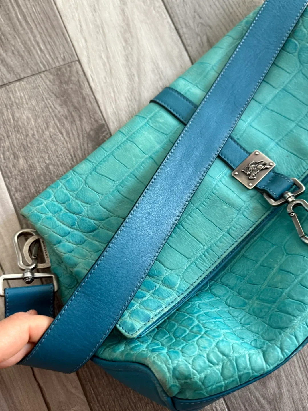 Burberry Turquoise Embossed Leather Bag image indicator(4)