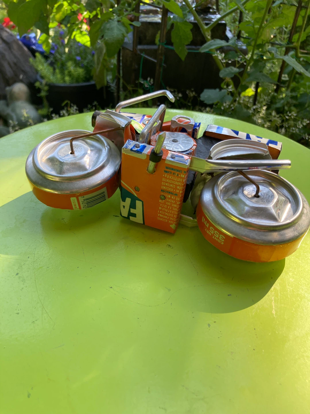 Handmade Can Motorcycle Art - photo 3