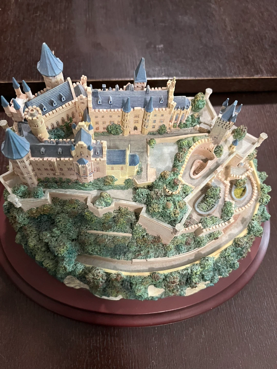 Beautiful Lennox German Hohenzollern Castle - photo 2