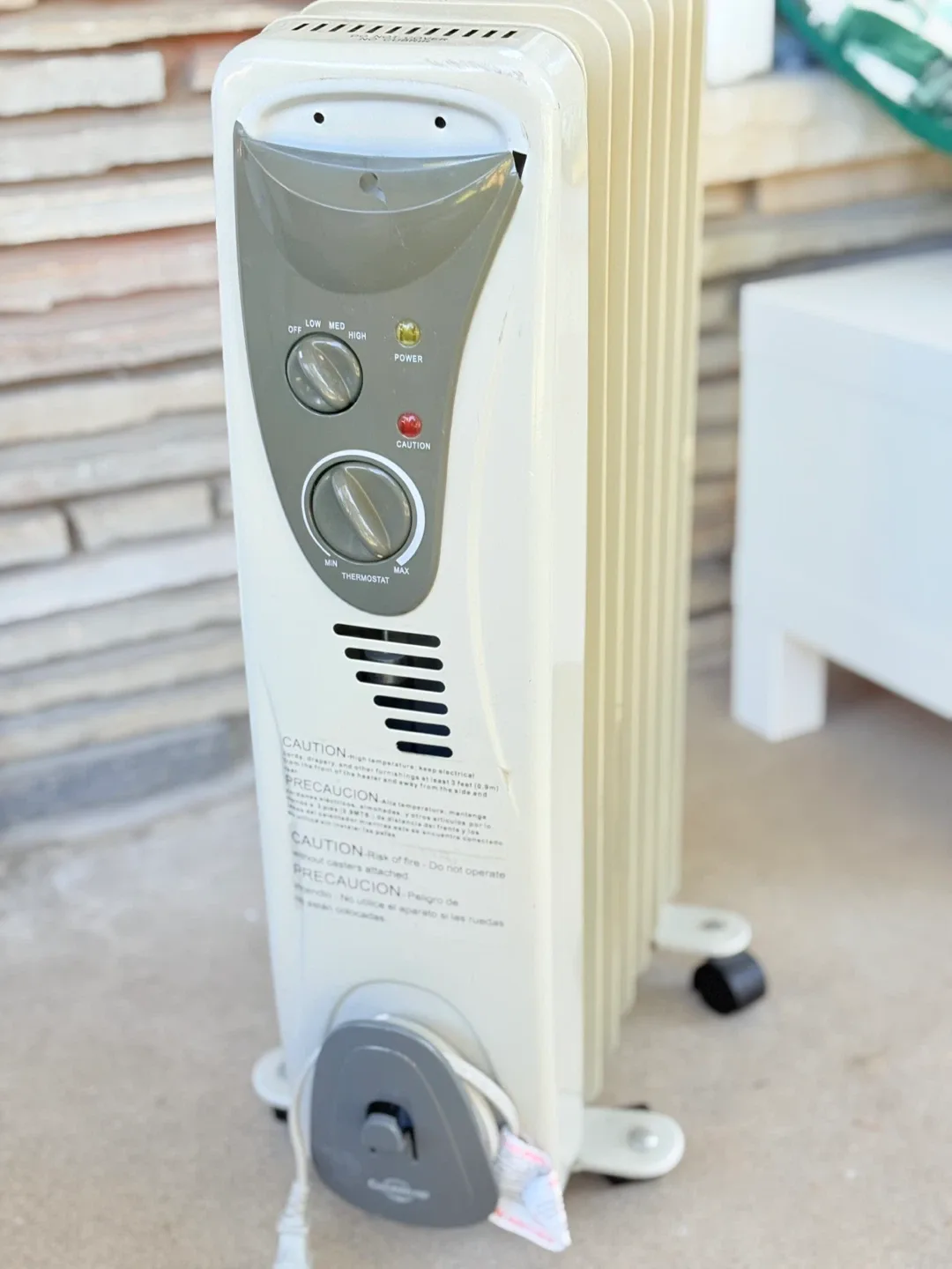 Portable Oil-Filled Radiator Heater image indicator(2)