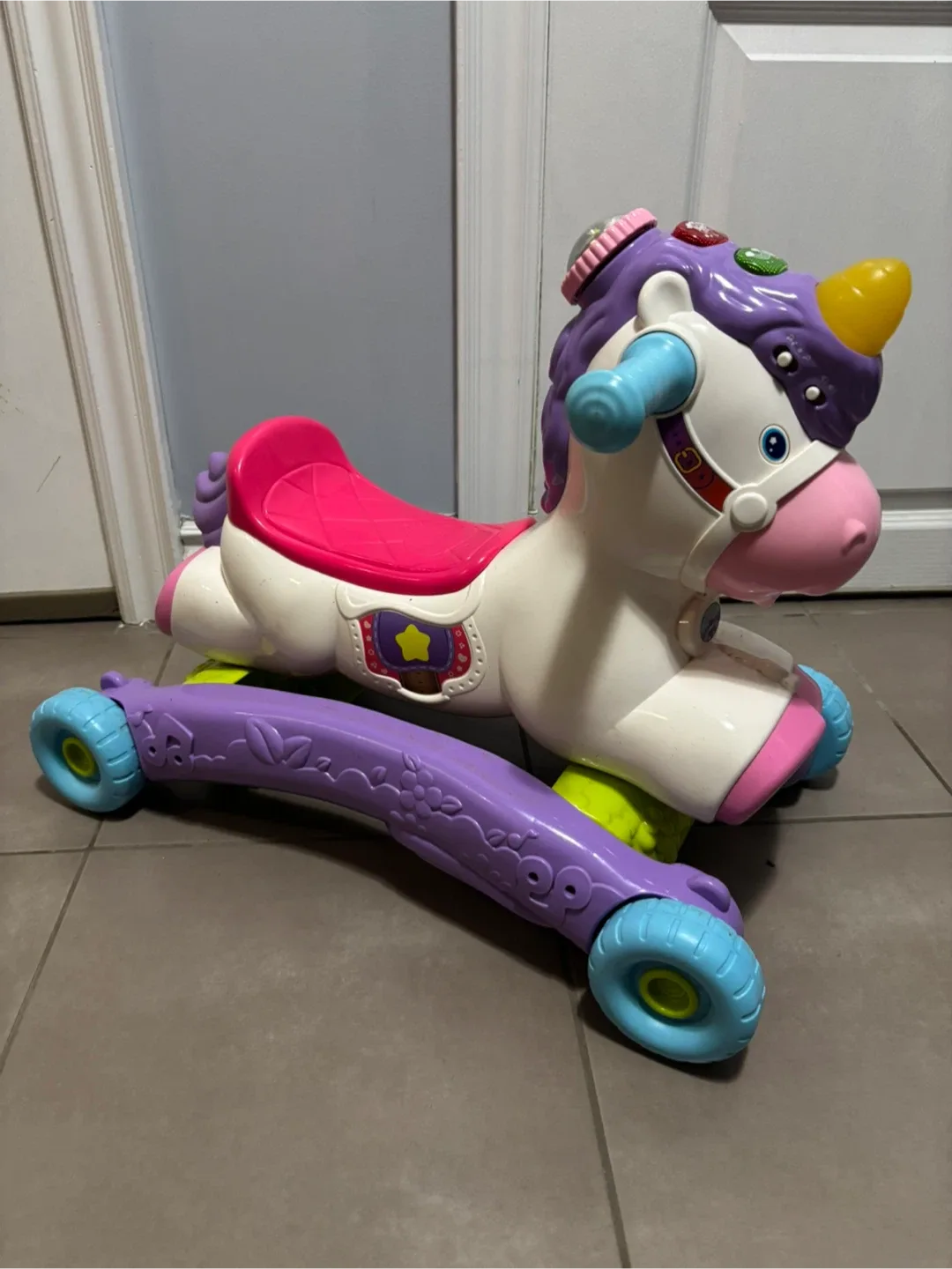 Fisher-Price Unicorn Ride-On Toy image indicator(2)