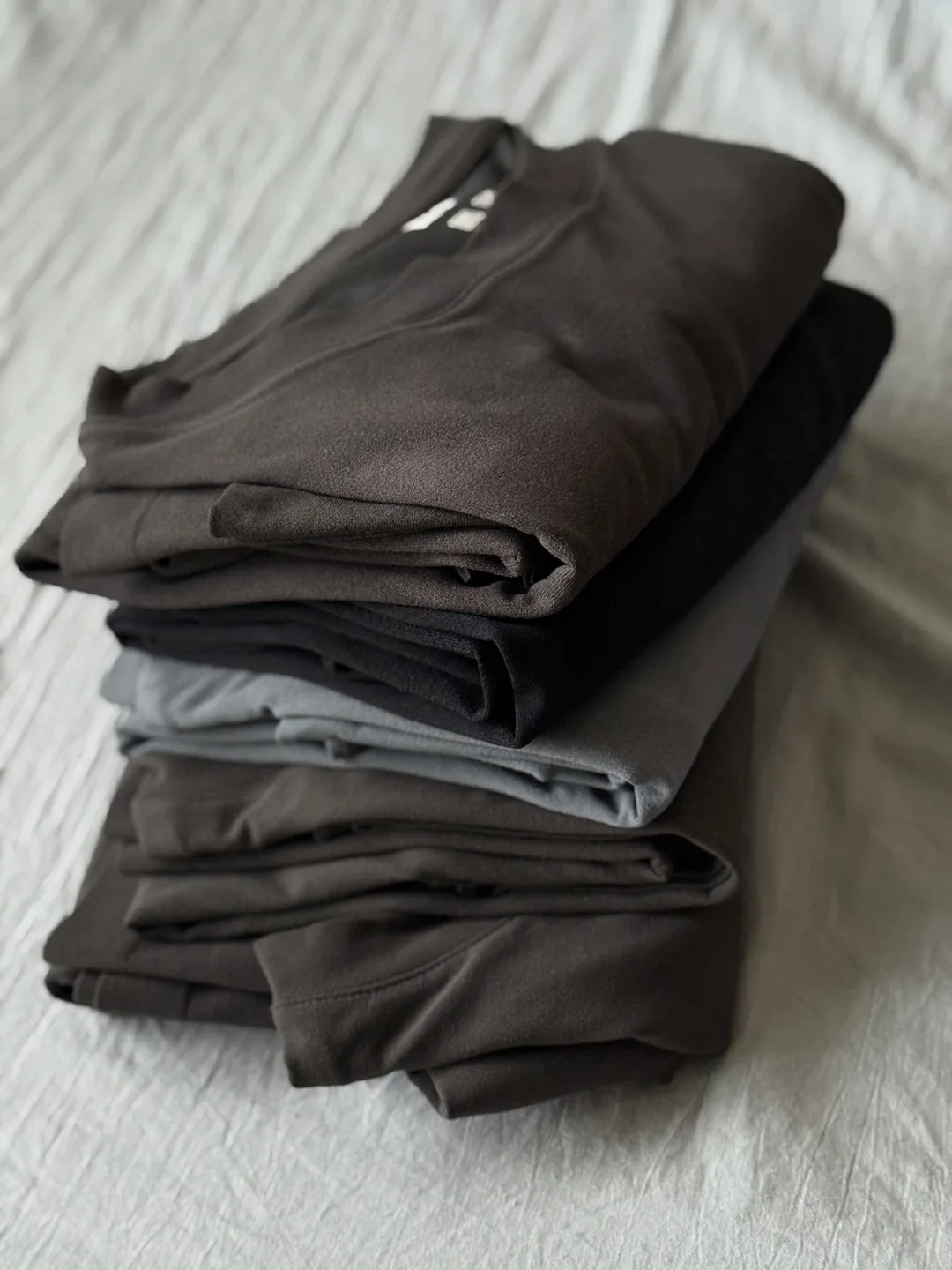 5 Uniqlo U DRY-EXT-Shirts - Assorted Colours