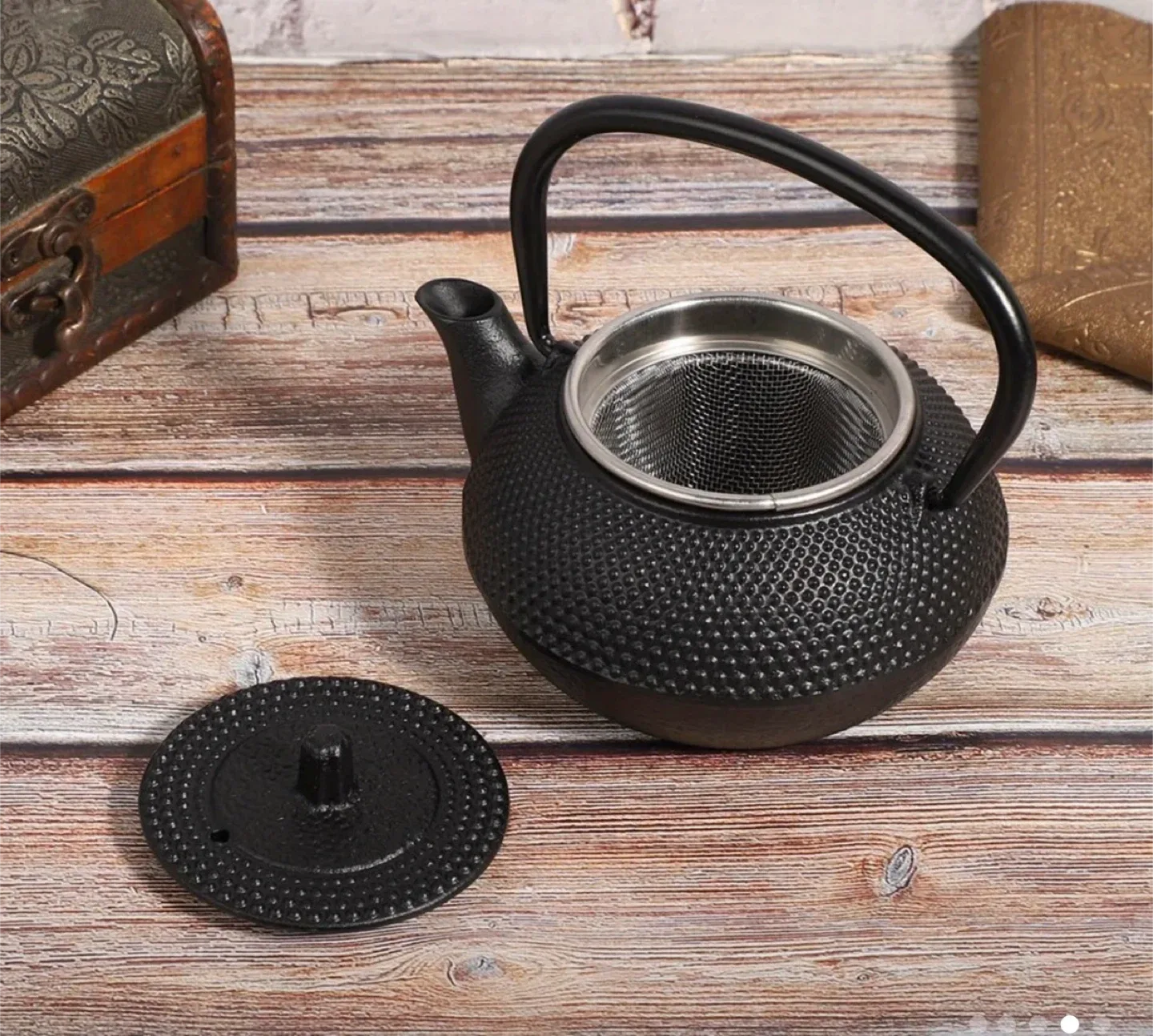 Small Cast Iron Teapot with Infuser - Black