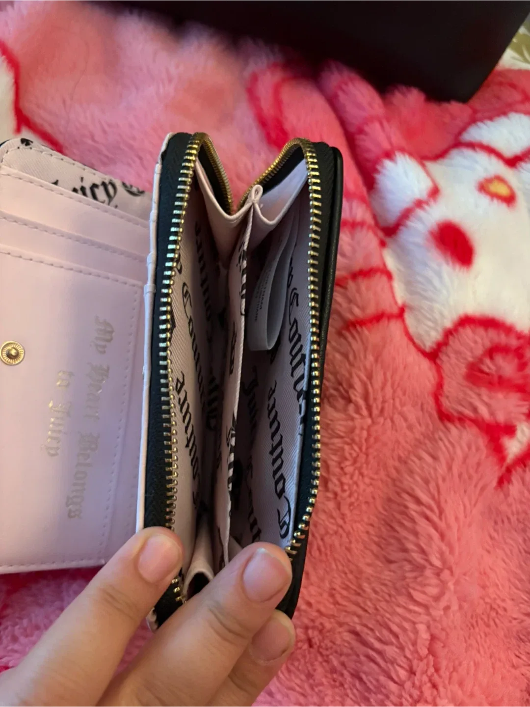 Juicy Couture Black Wallet image indicator(3)