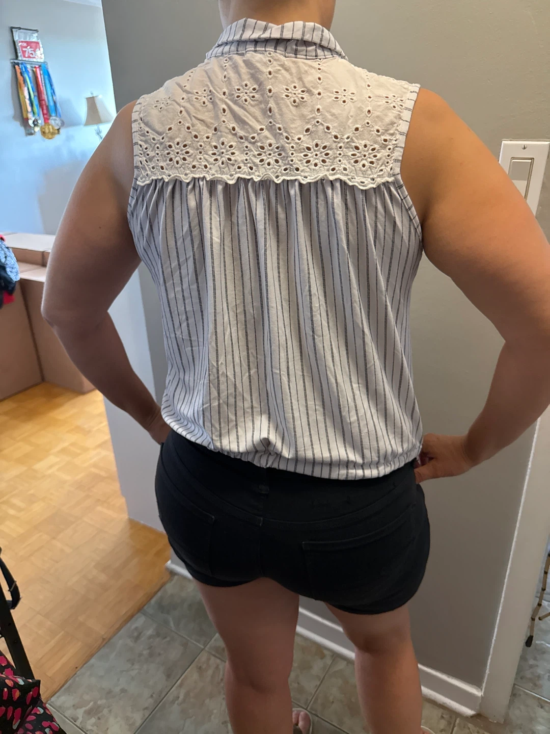 Ardene Striped Sleeveless Blouse - photo 2
