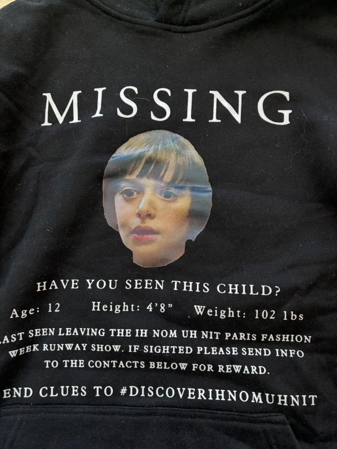 Stranger things Black Hoodie - Size M image indicator(2)