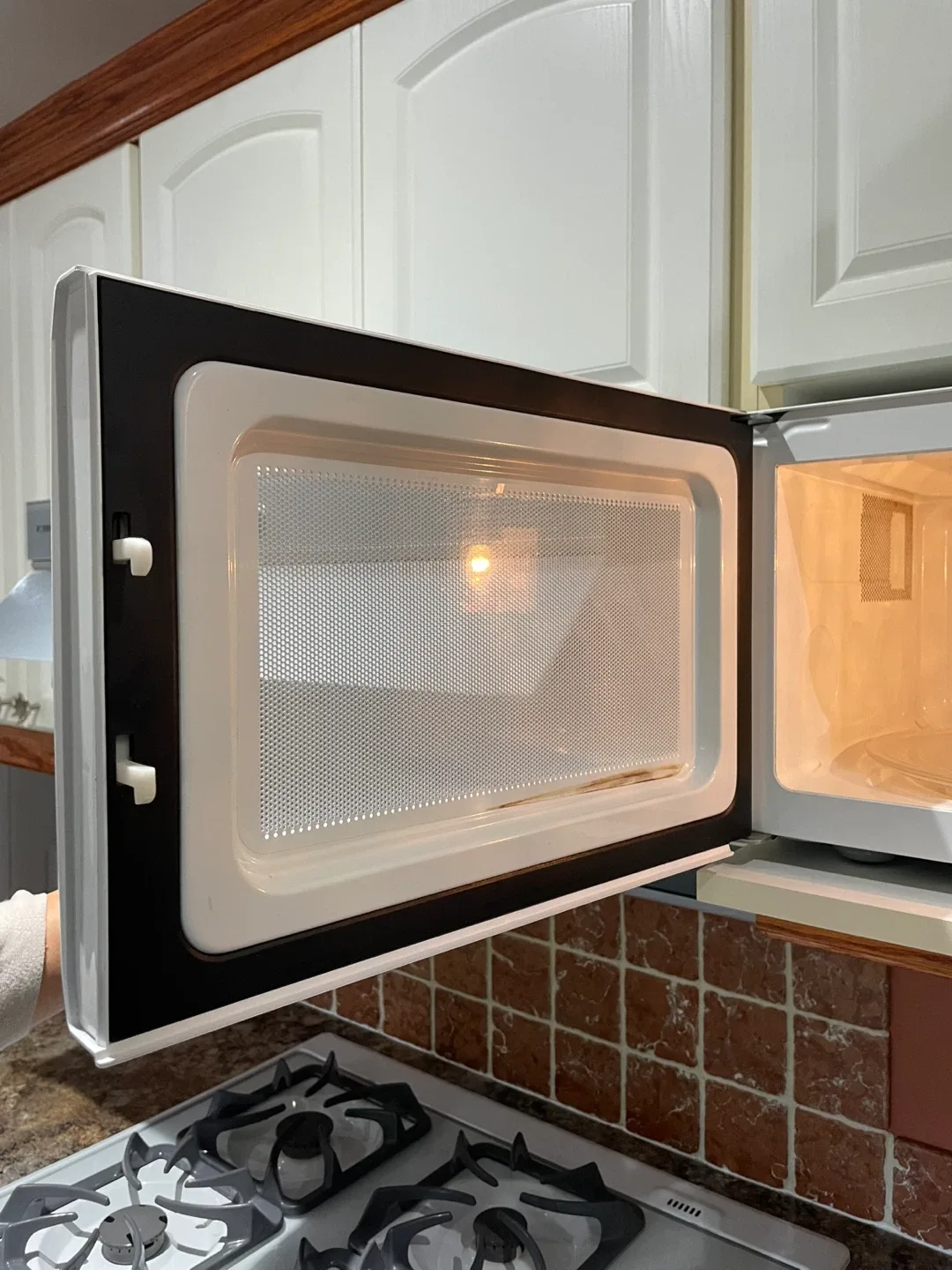 Emerson Microwave Oven - White image indicator(3)