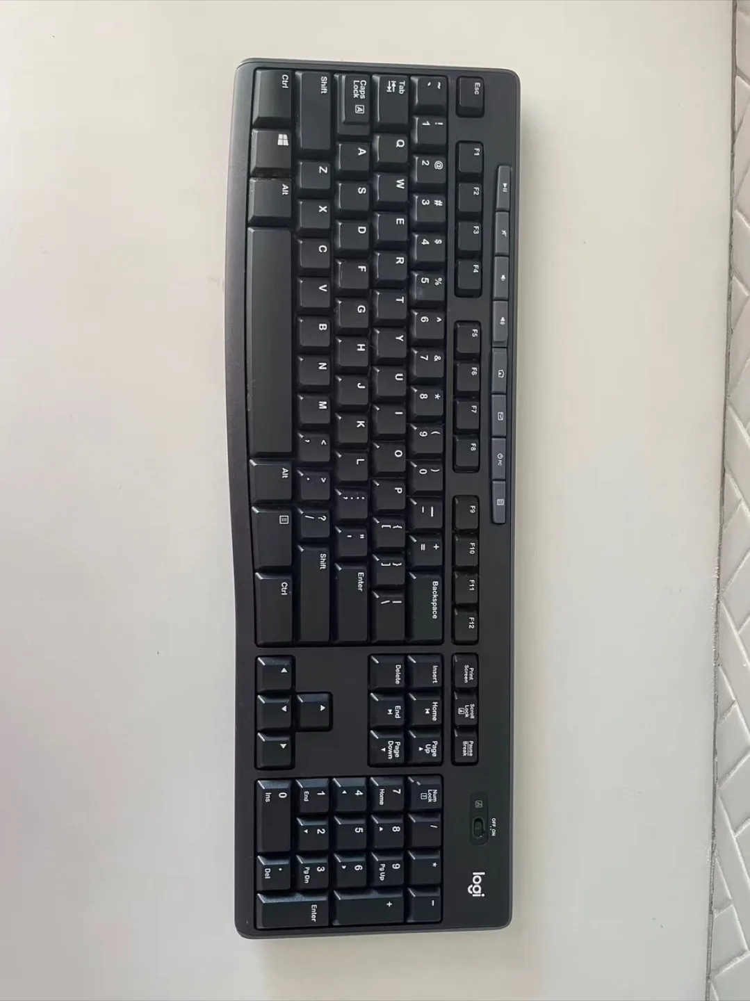Logitech K270 Wireless Keyboard - Black image indicator(2)
