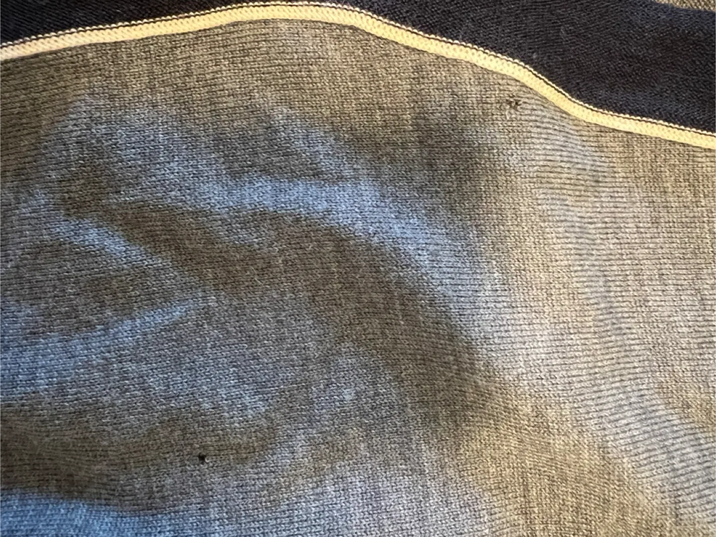 Men’s Banana Republic Merino Wool Cardigan - Size S image indicator(3)