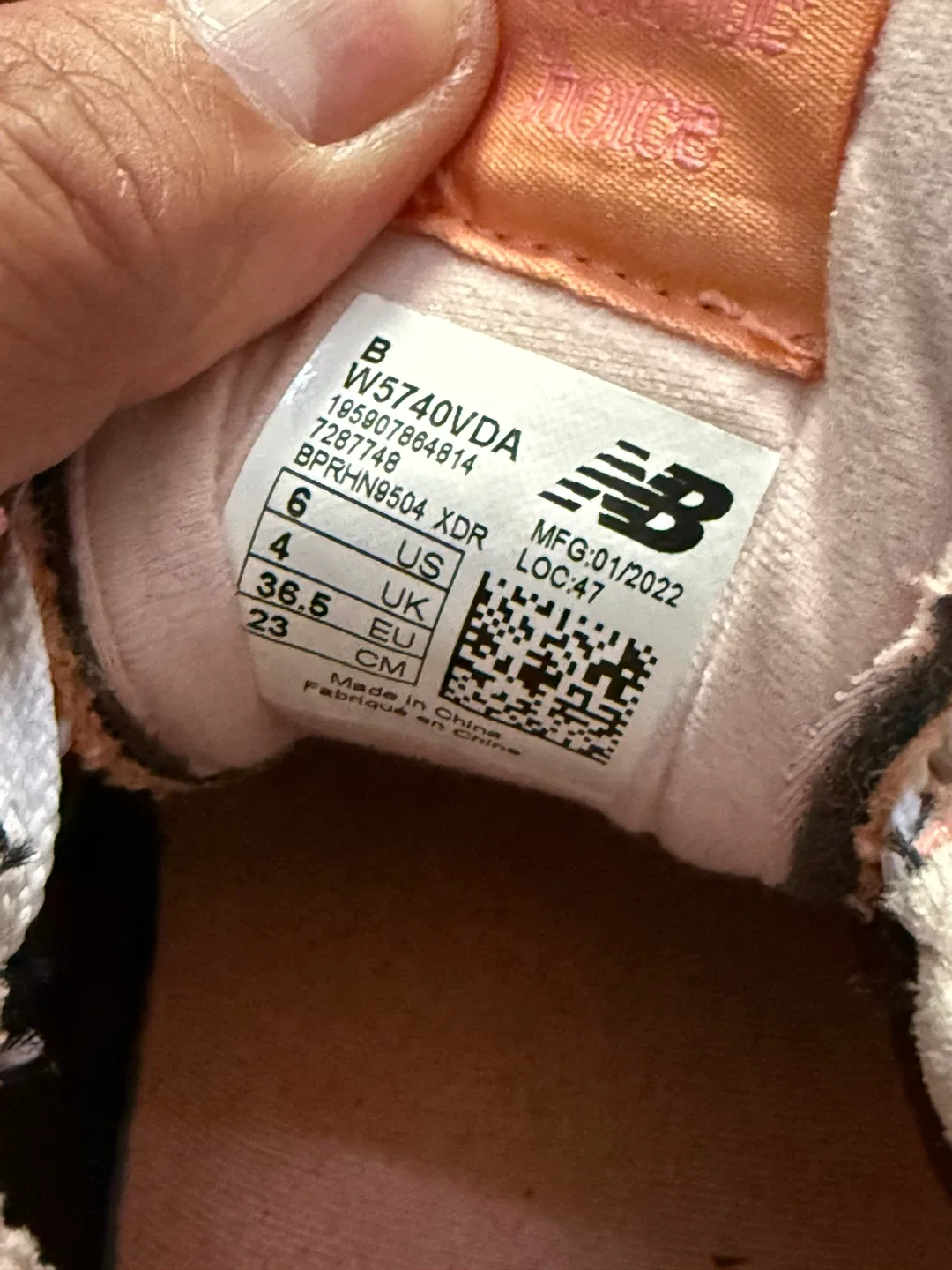 New Balance 5740VDA Pink/Orange - Women's Size 6 image indicator(2)