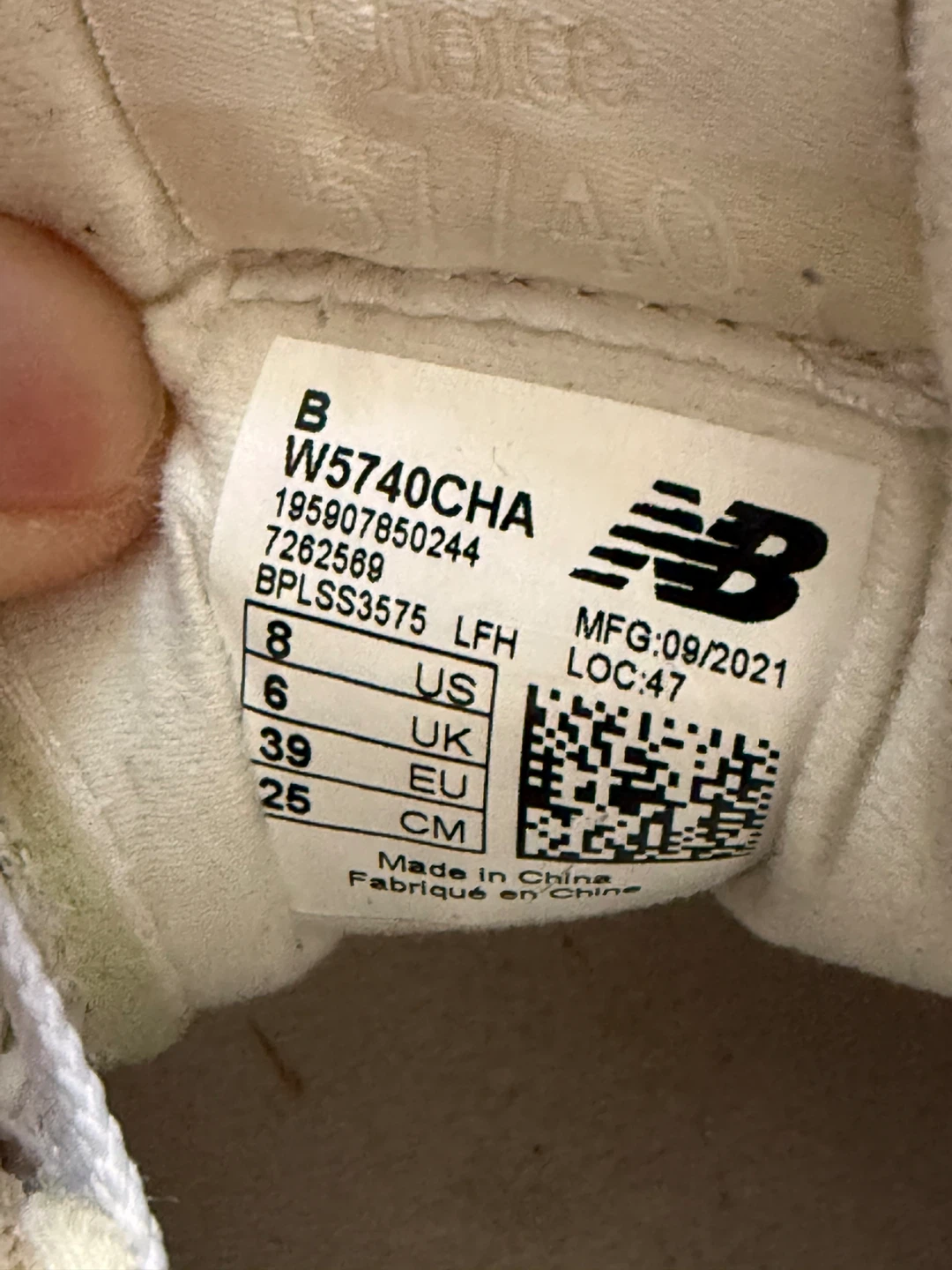 New Balance 5740CHA Sneakers - US 8 - photo 2