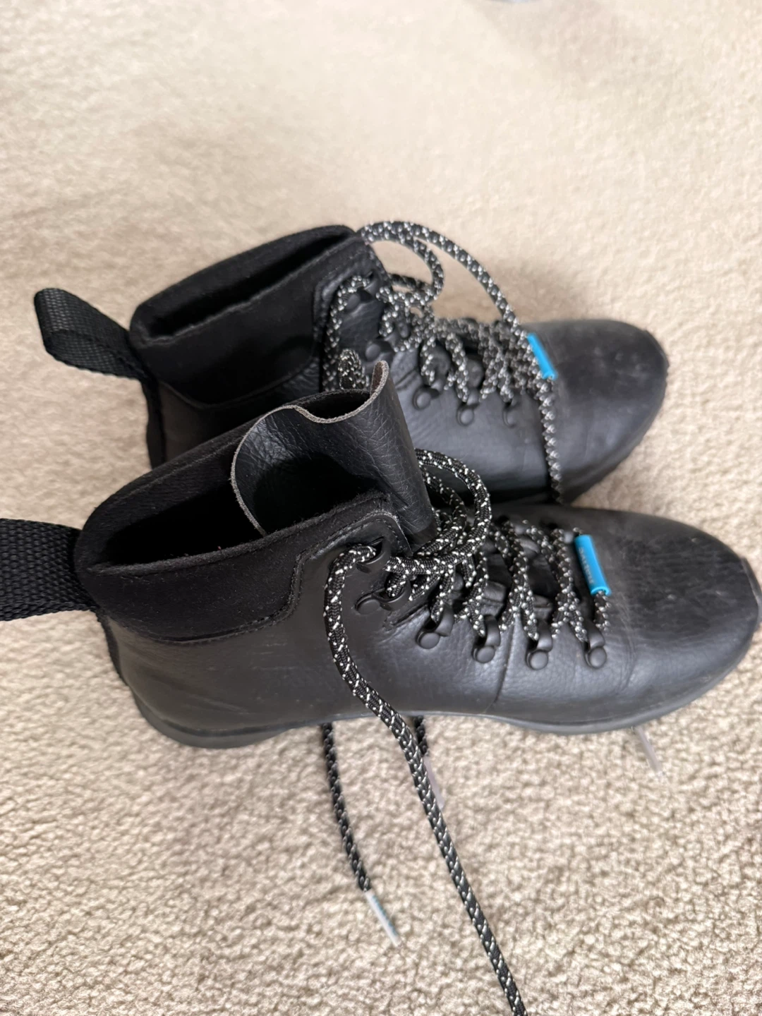 Native Fitzsimmons Black Boots Size US 4.5