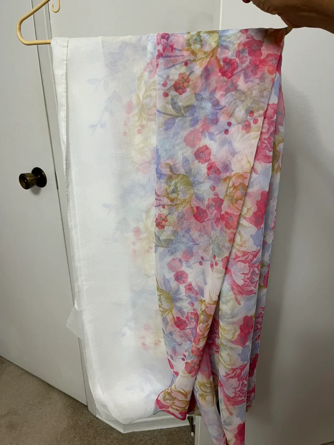 2 INDIAN Sarees - Assorted Colours and Designs image indicator(5)