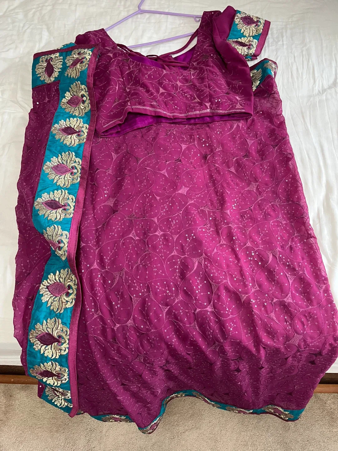 2 INDIAN Sarees - Assorted Colours and Designs image indicator(4)