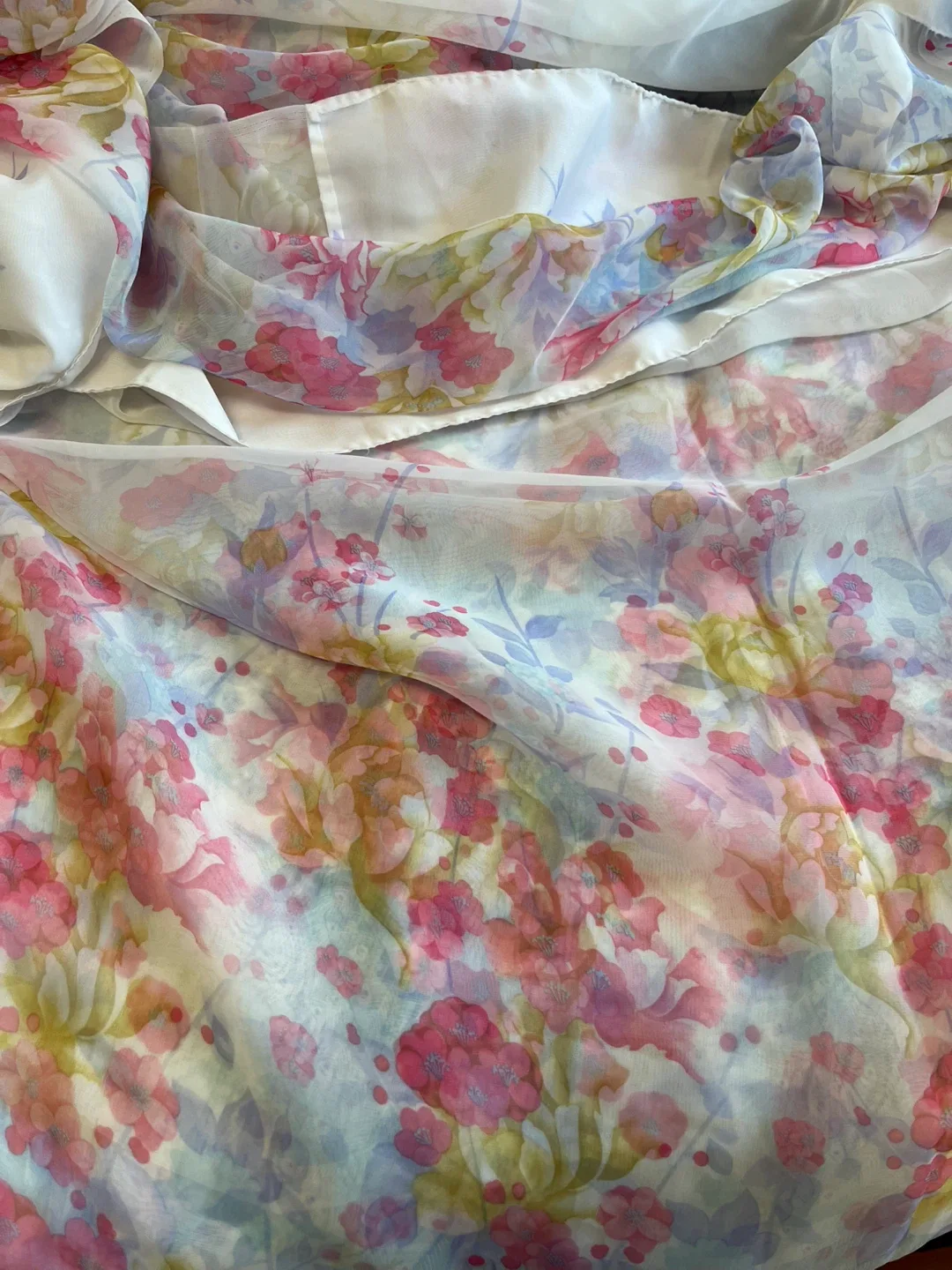 2 INDIAN Sarees - Assorted Colours and Designs image indicator(9)