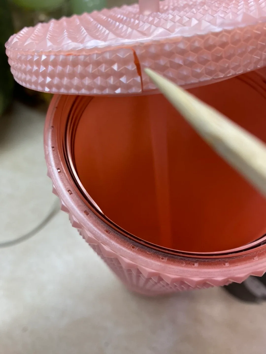 2-STARBUCKS,1-TIMS TUMBLERS image indicator(4)