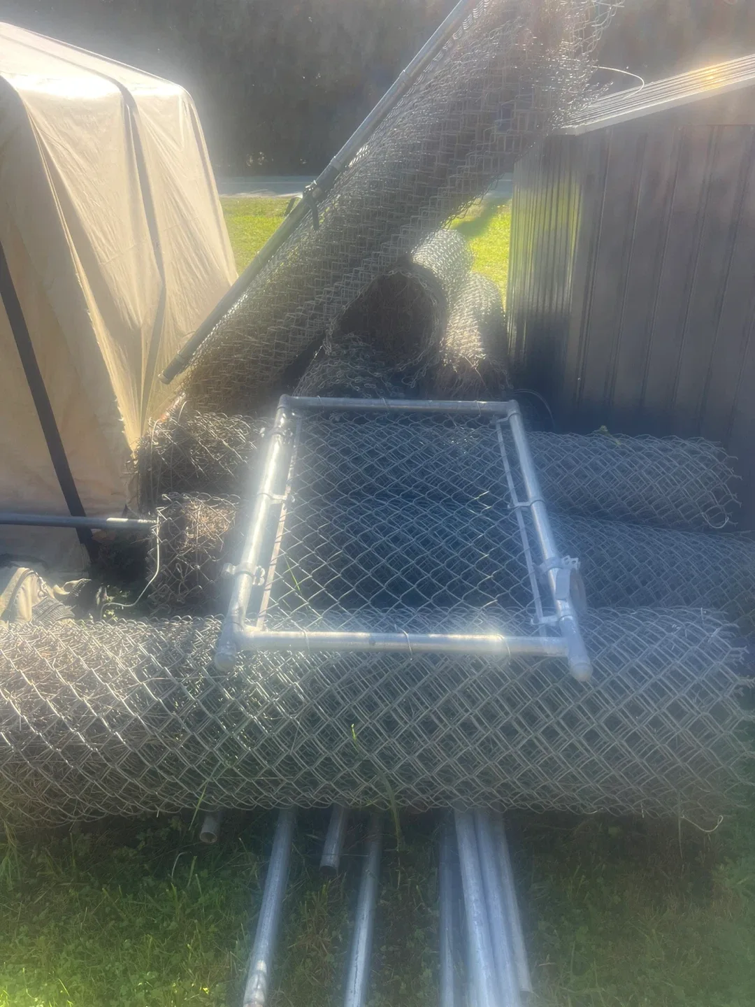 600-800ft of 6ft high Chain Link Fence and Gate, poles, caps image indicator(4)