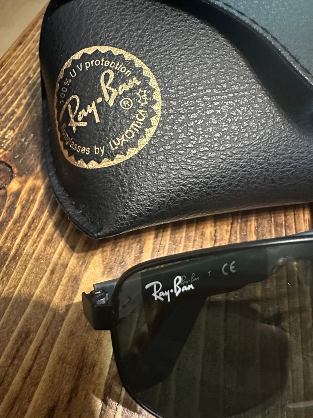 Ray-Ban RB3527 Sunglasses with Case image indicator(2)