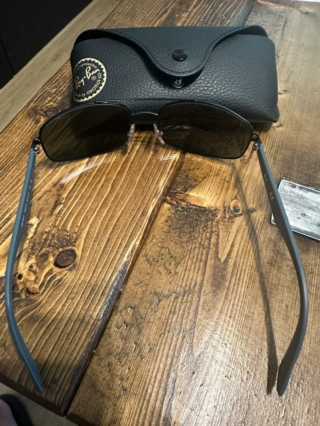 Ray-Ban RB3527 Sunglasses with Case image indicator(4)