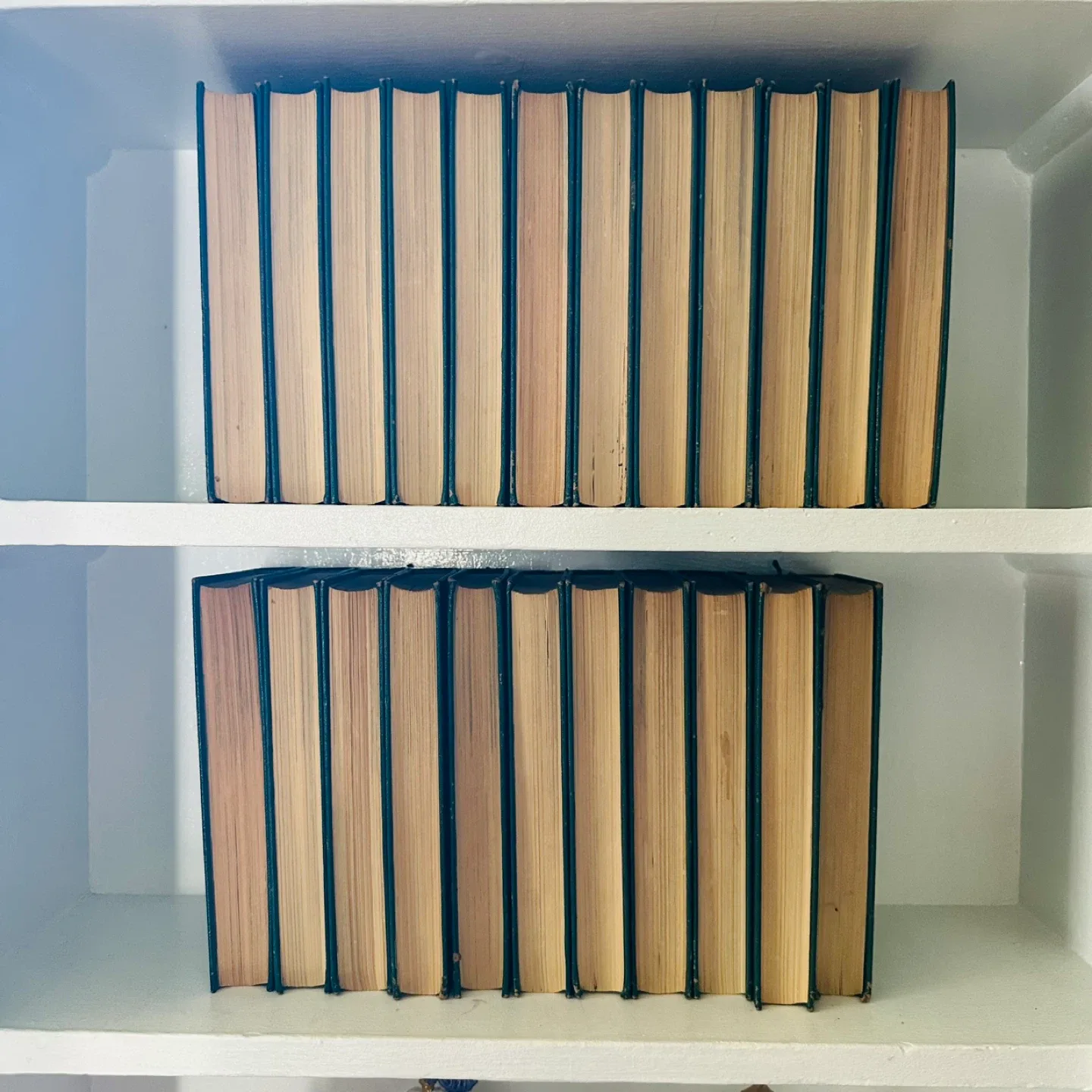 Funk & Wagnalls Standard Reference Encyclopedia Set image indicator(6)