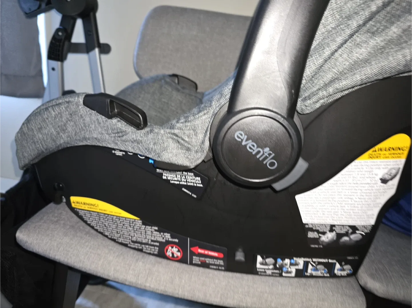 Evenflo LiteMax Infant Car Seat with Base image indicator(6)