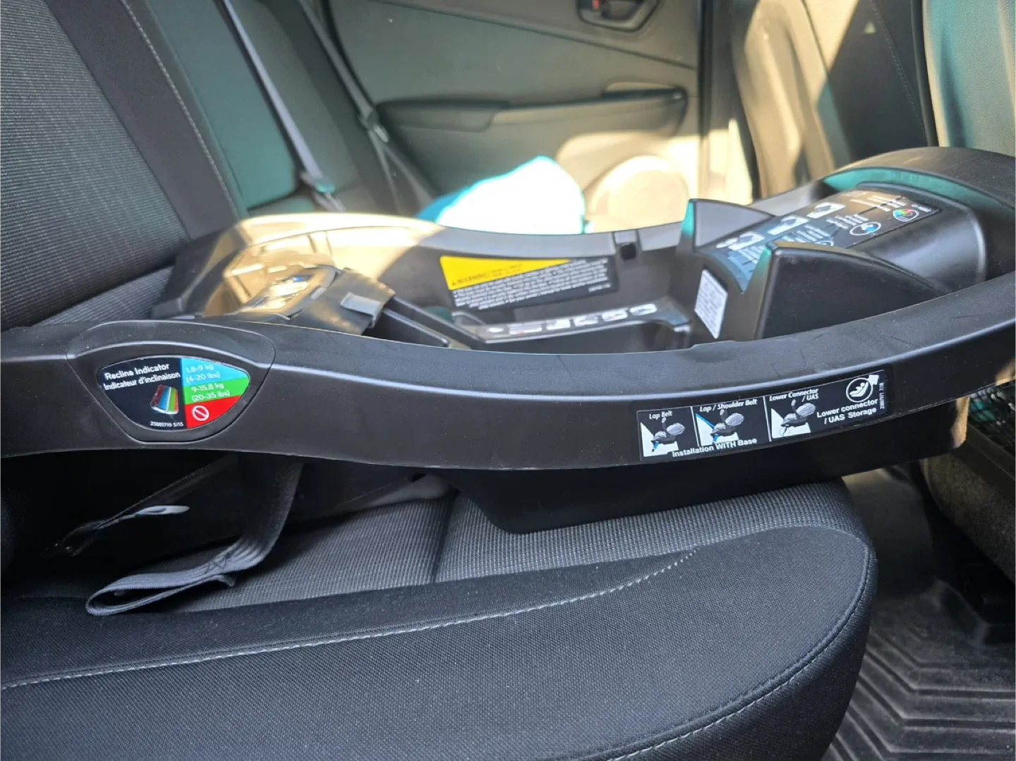 Evenflo LiteMax Infant Car Seat with Base image indicator(2)