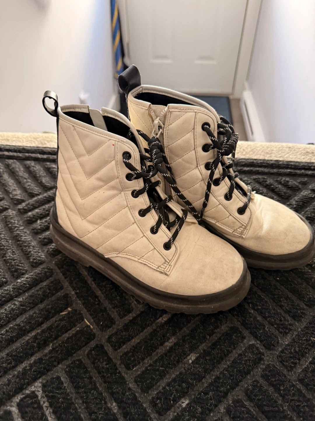 George Cream Quilted Boots - Size 7
