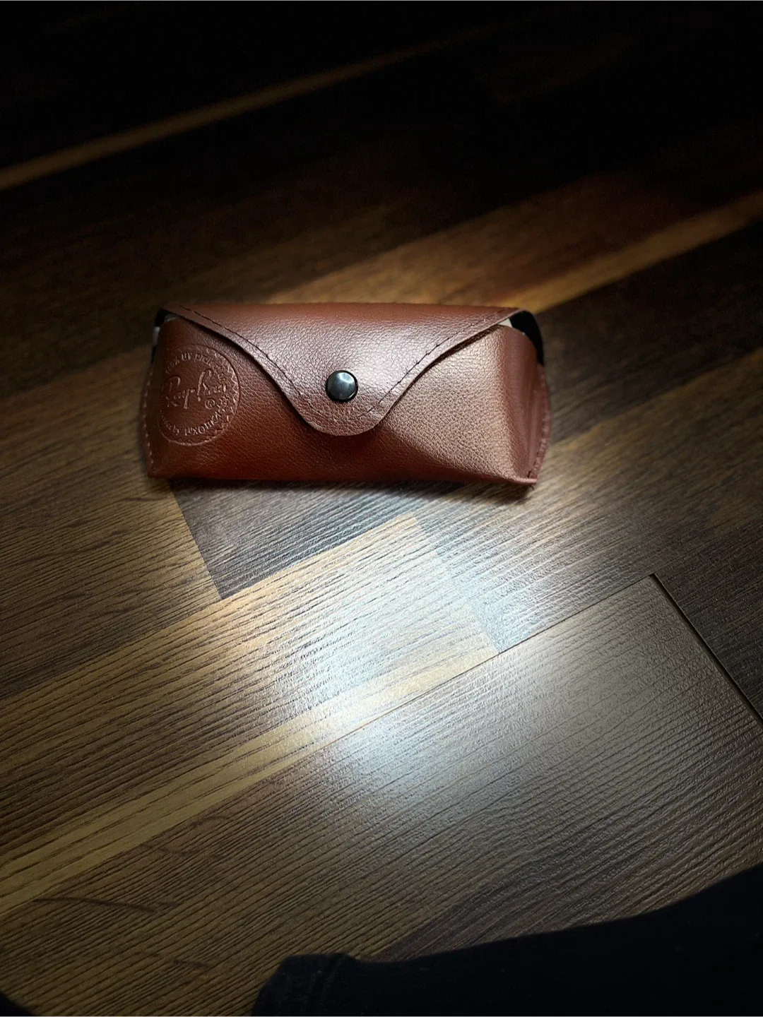 Ray-Ban Aviator Sunglasses with Case image indicator(9)