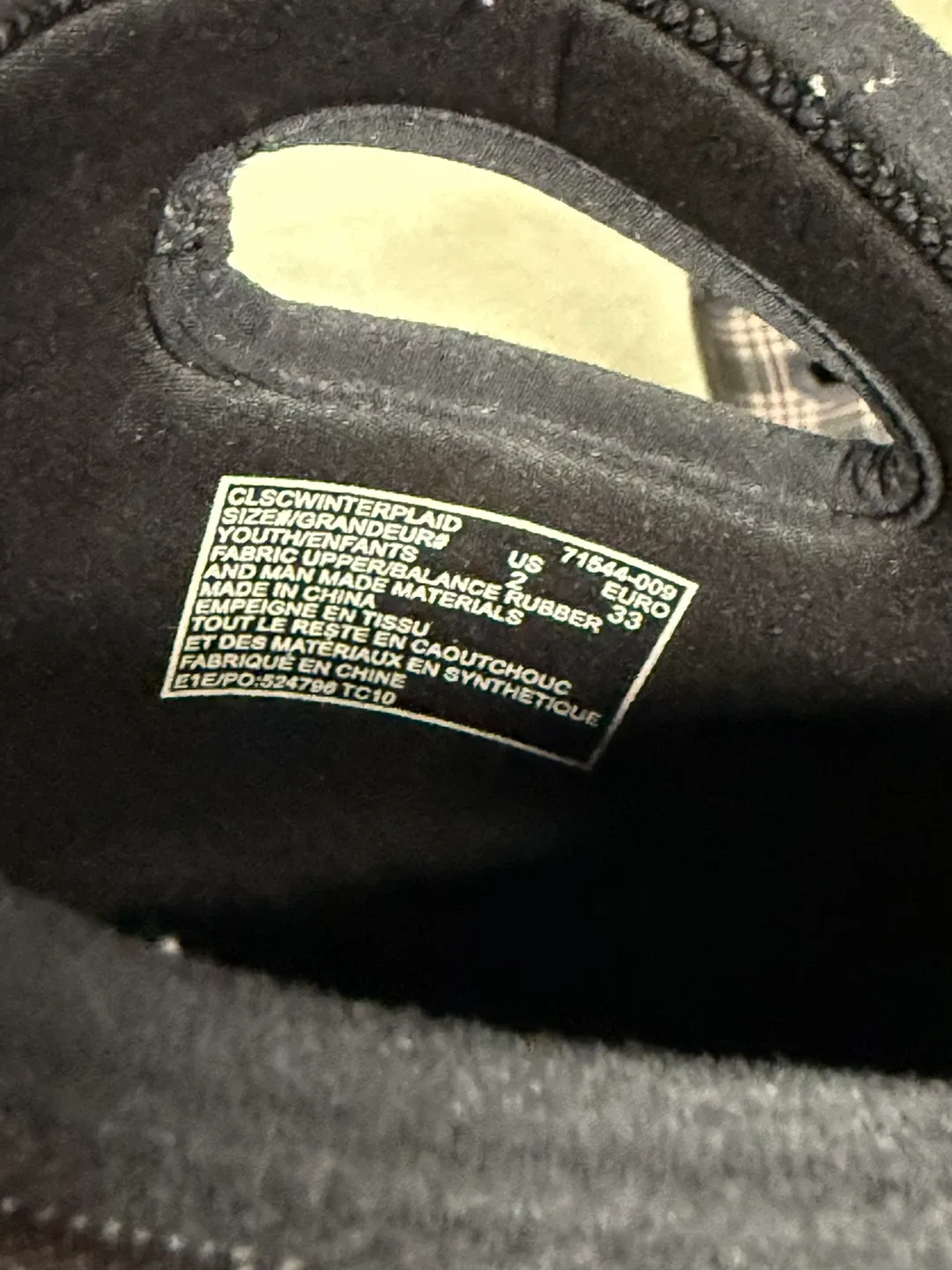 Bogs CLSC Winter Plaid Boots - US Size 2 image indicator(2)