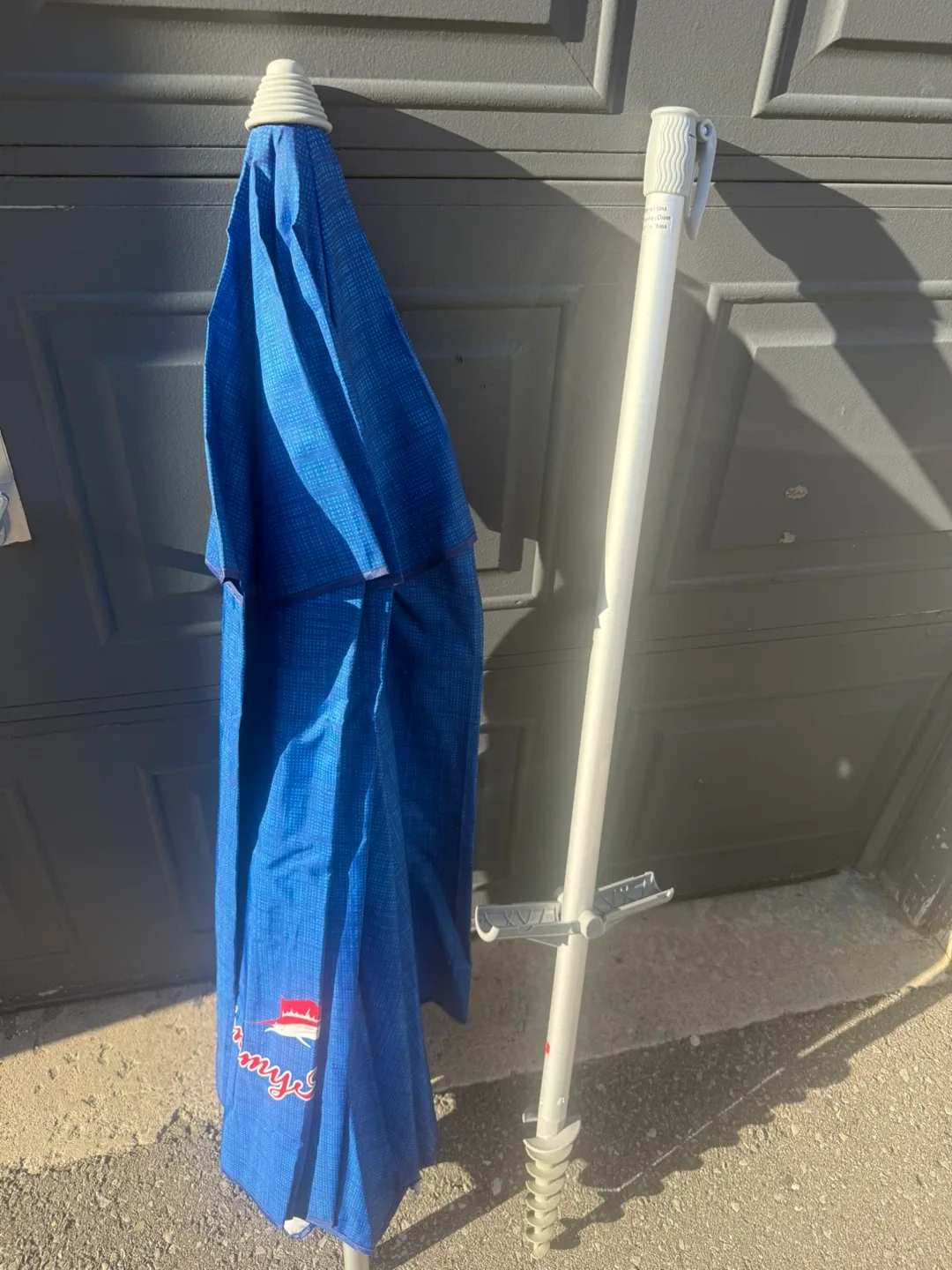 Tommy Bahama Beach Umbrella - Blue image indicator(3)