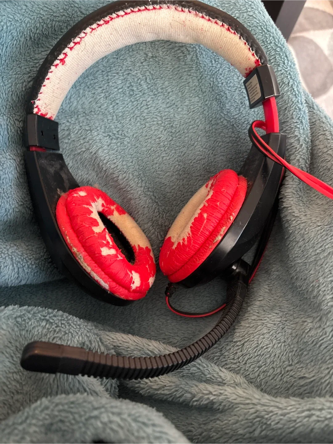 GigaMax Gaming Headset - Used Condition
