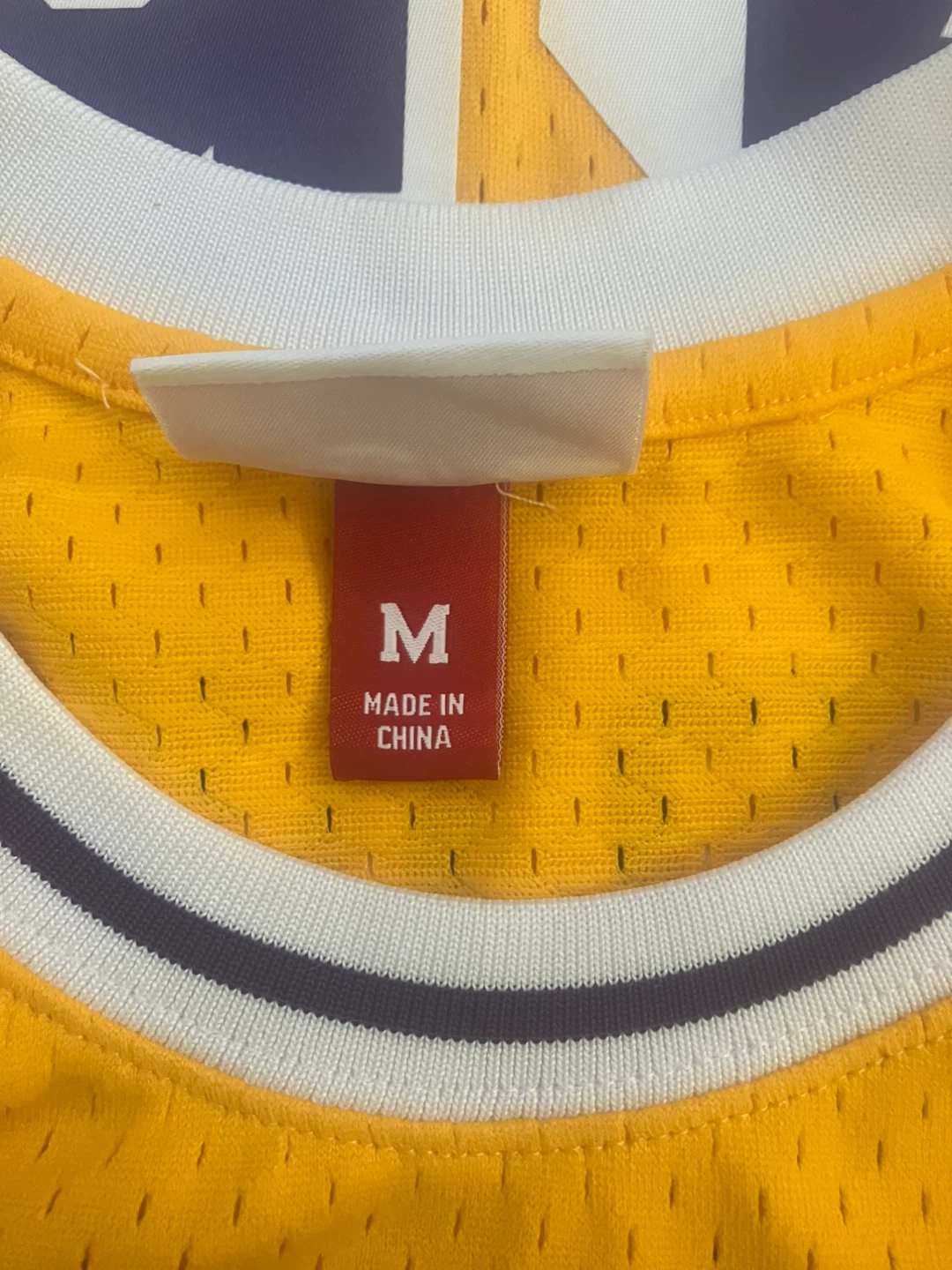 Mitchell & Ness Dennis Rodman Lakers Jersey - Size M - photo 4