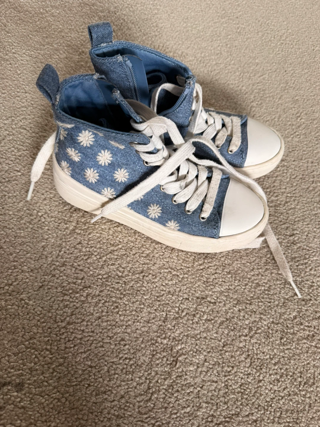 Art Class Size 1 Blue Floral Sneakers